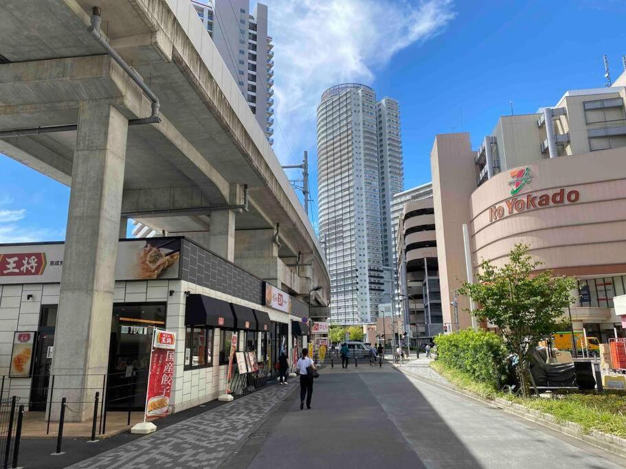 5ldk3toilets: 最近の駅6分・スカイツリー電車1分・浅草電車4分・nrt電車60分 *